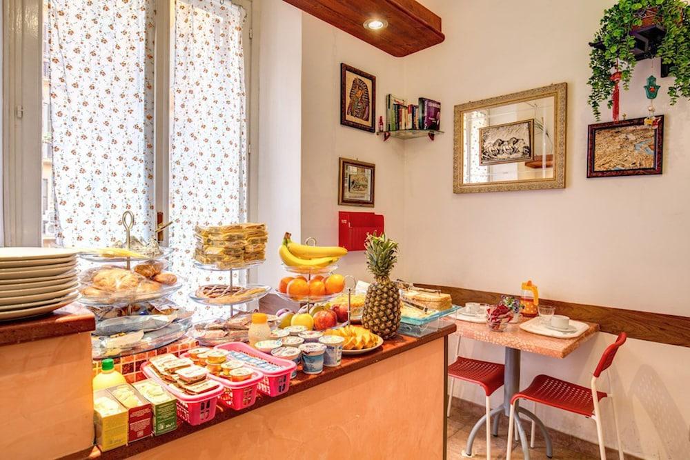 Bed and breakfast Giovy 2*